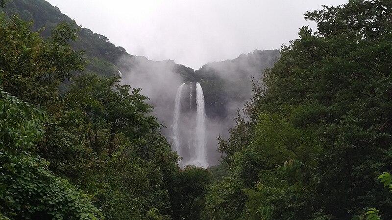 Ozarde Waterfall