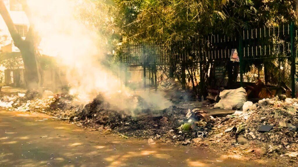 PMC Increases Garbage Burning Fines