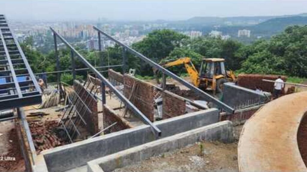 PMC removes 14000 sq ft. of encroachments