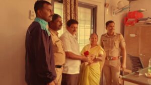 Pune auto driver returns bag with 8.5 tolas of gold