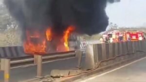 Bus Fire Near Bhor Ghat on Pune-Mumbai Expressway