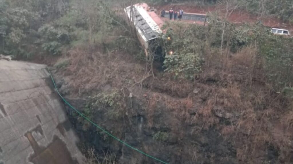 Ratnagiri ST bus accident at Shenale Ghat